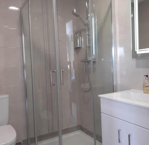 ベッドアンドブレックファースト Pairc Lodge