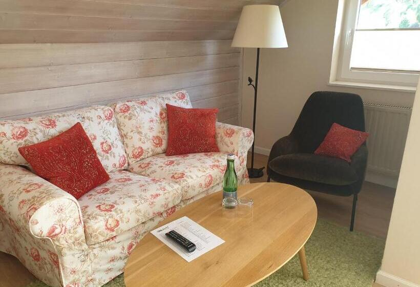 مبيت وإفطار Pension Alpenhof