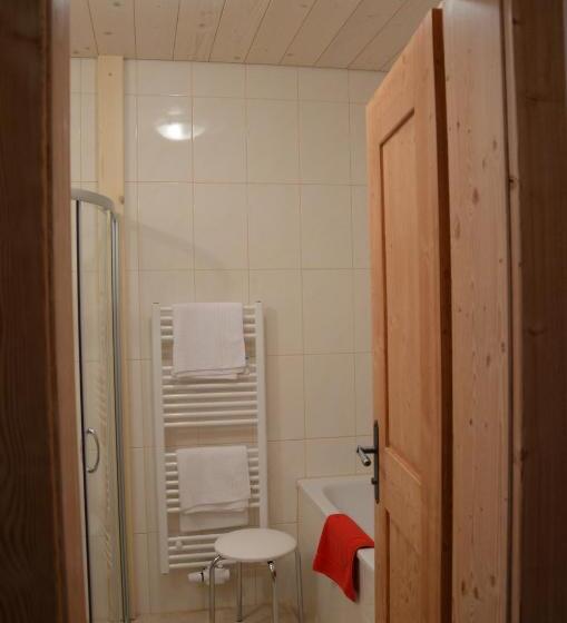 住宿加早餐  Pension Zum Schreiner