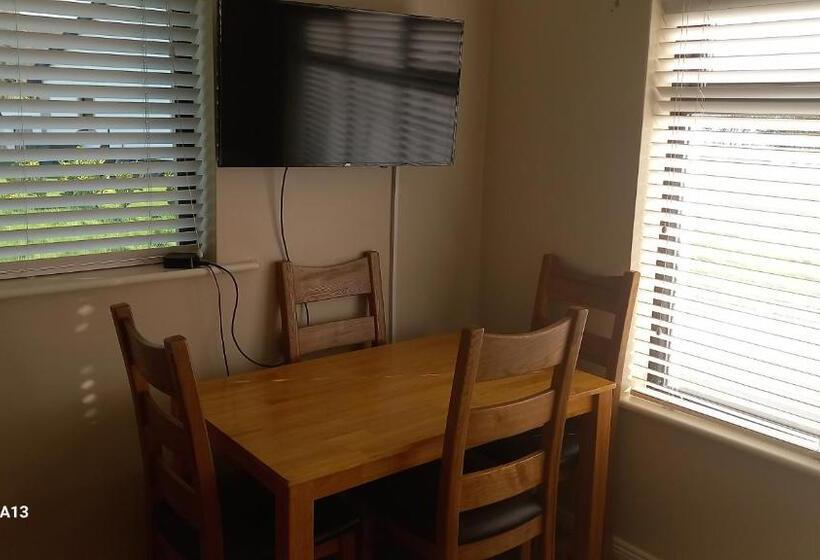 住宿加早餐  Relax At Safe Haven