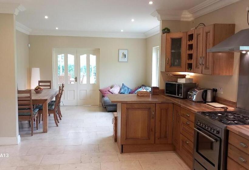 住宿加早餐  Relax At Safe Haven