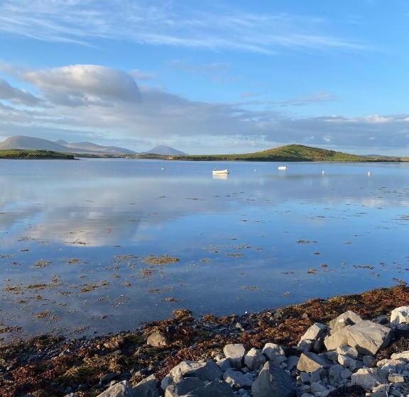 مبيت وإفطار Seapoint House