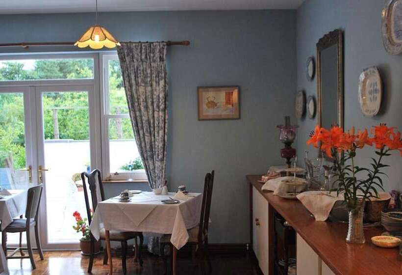 مبيت وإفطار Seapoint House