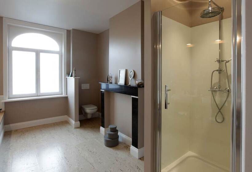 צימר Studio 't Ponton