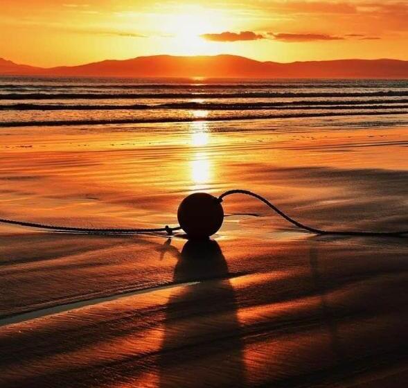 ベッドアンドブレックファースト The Gaslight Inn Holiday Apartments & Licenced Restaurant Rossnowlagh