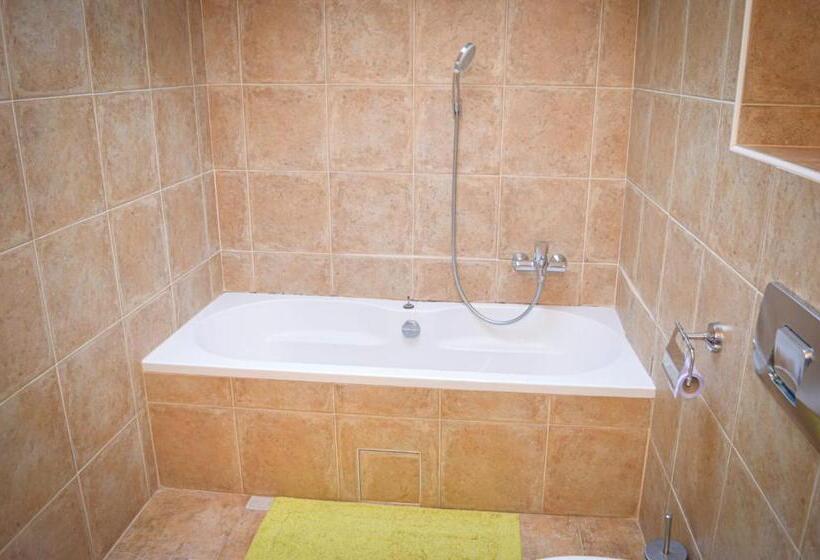 مبيت وإفطار Villa Viola