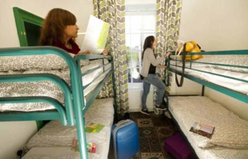 Cashel Holiday Hostel