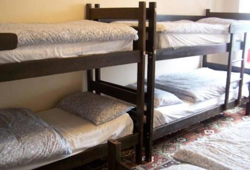 Cashel Holiday Hostel