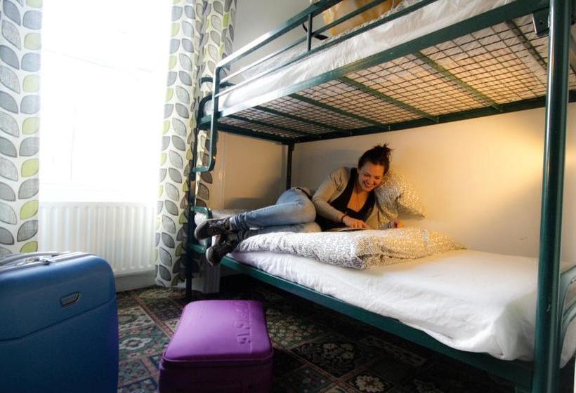 Cashel Holiday Hostel