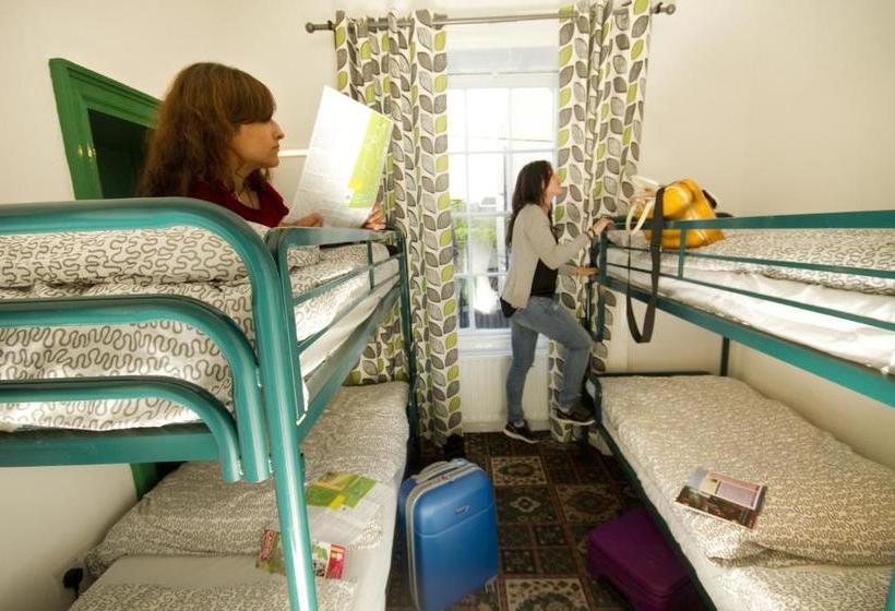 Cashel Holiday Hostel