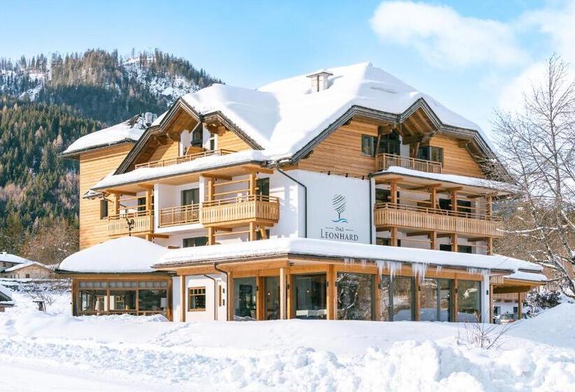 Das Leonhard   Naturparkhotel Am Weissensee