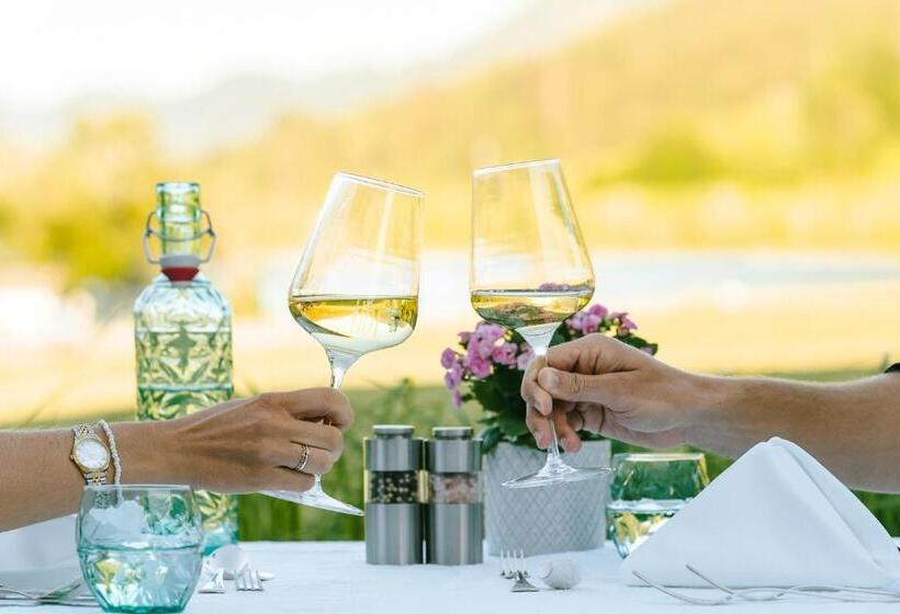 Das Leonhard   Naturparkhotel Am Weissensee