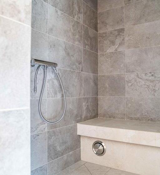 Das Leonhard   Naturparkhotel Am Weissensee