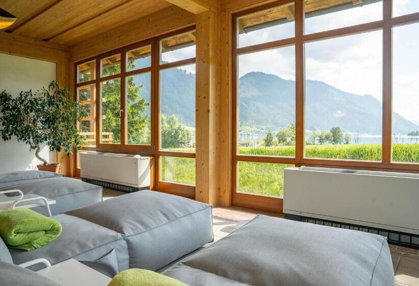 Das Leonhard   Naturparkhotel Am Weissensee