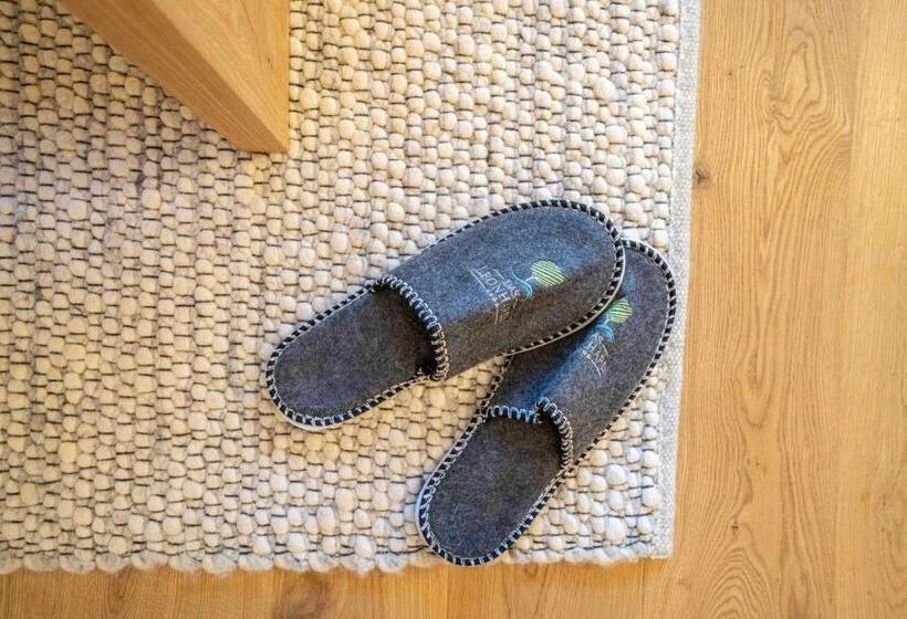 Das Leonhard   Naturparkhotel Am Weissensee