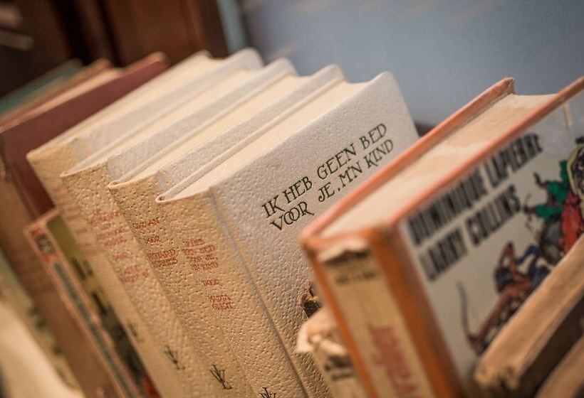 Generation Europe Youth Hostel