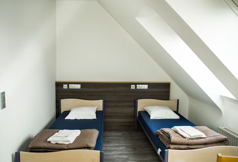 Generation Europe Youth Hostel