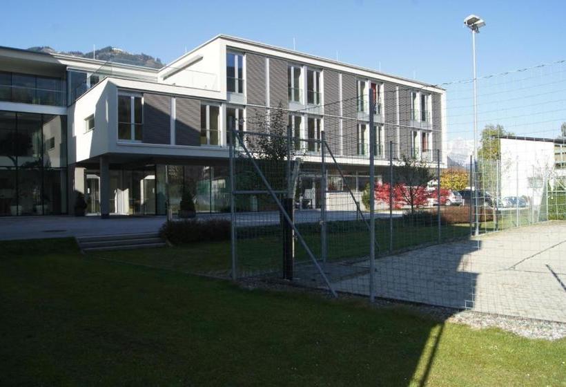 Hostel Jugendherberge St. Johann Im Pongau