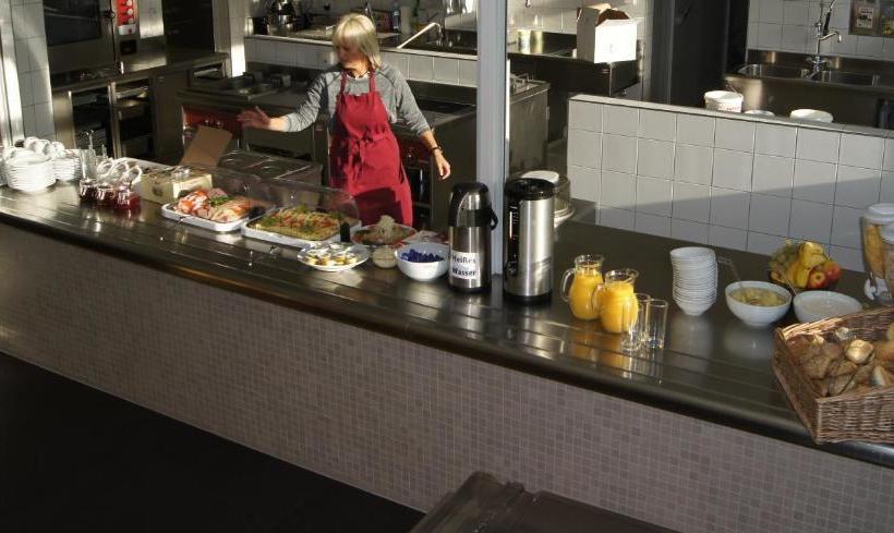 Hostel Jugendherberge St. Johann Im Pongau