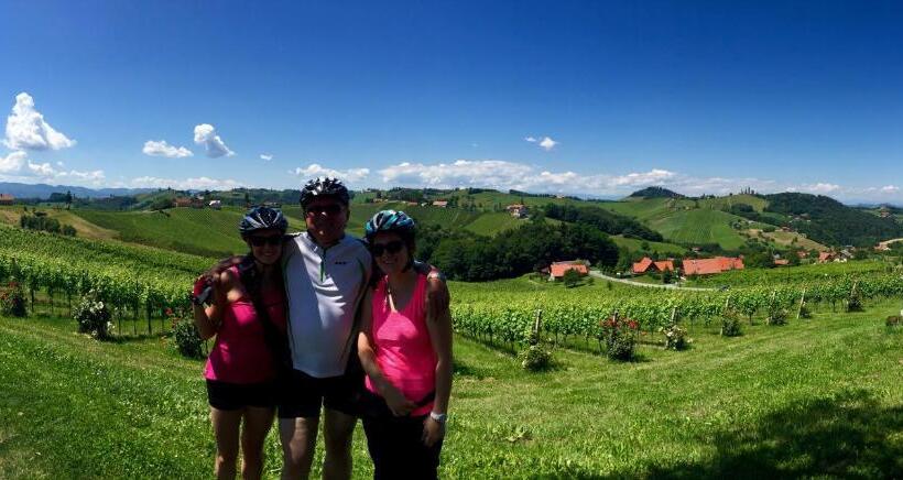 ホテル Am Marktplatz   Landgasthof Wratschko   Gamlitz