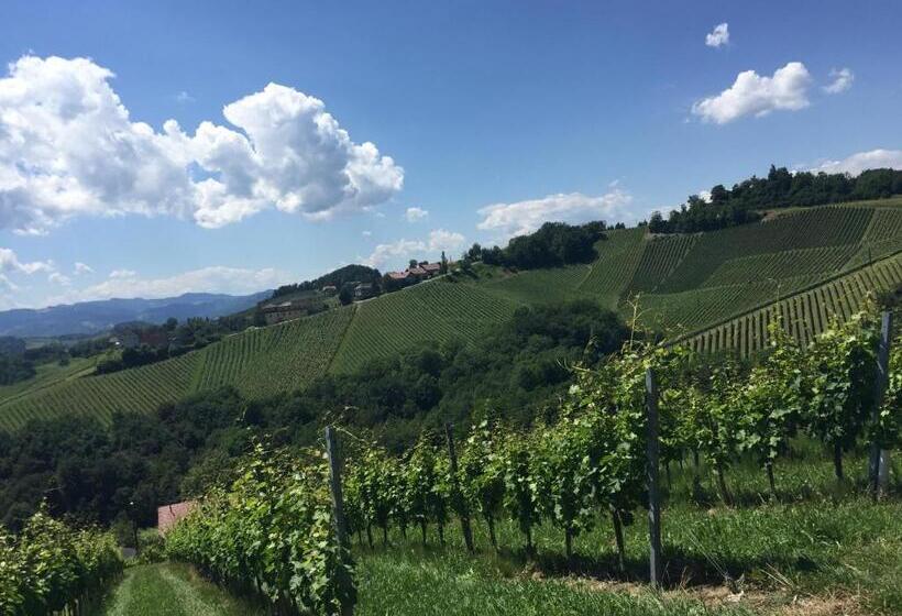 هتل Am Marktplatz   Landgasthof Wratschko   Gamlitz