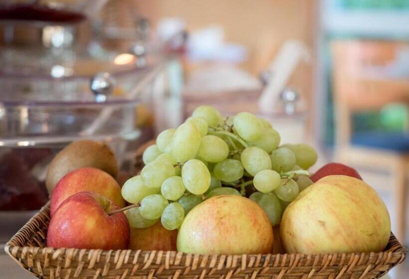 Отель Am See Rust