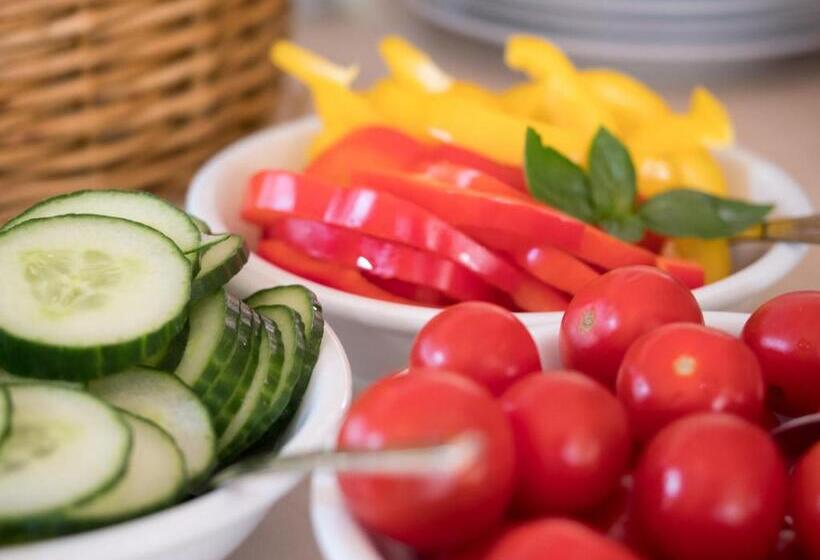 Отель Am See Rust