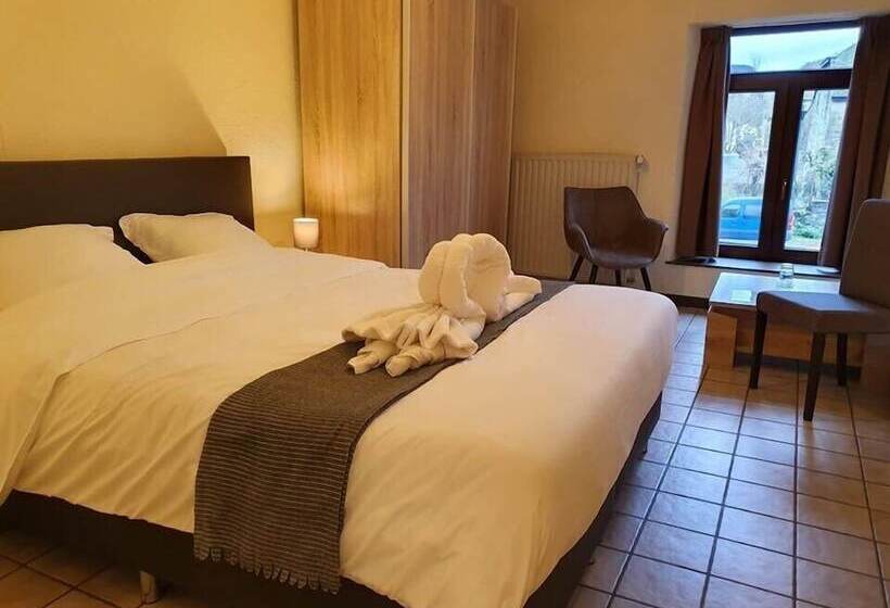 בית מלון כפרי Au Central