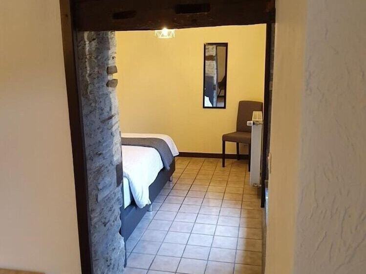 בית מלון כפרי Au Central