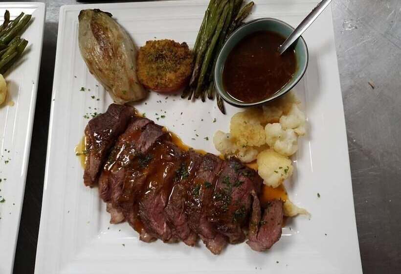 בית מלון כפרי Au Central