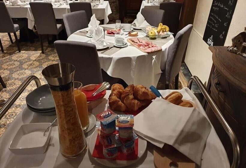 בית מלון כפרי Au Central