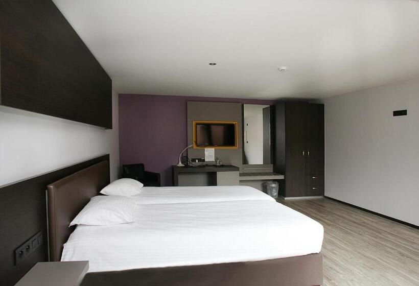 فندق Au Prince Royal