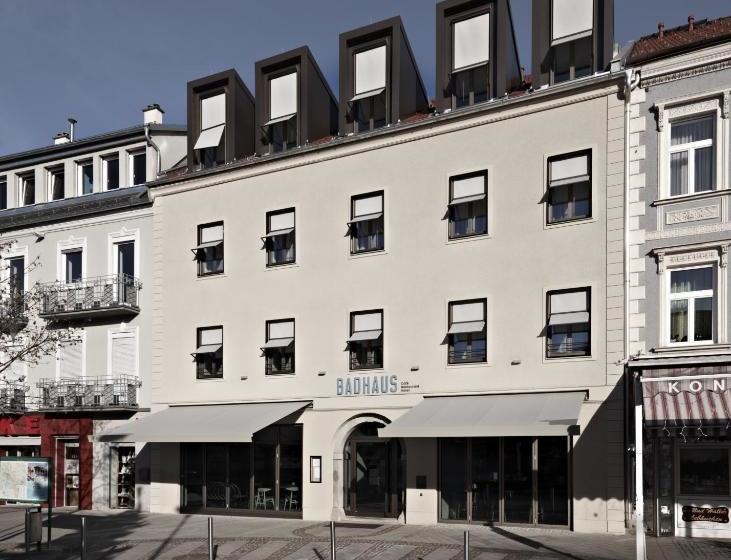 Badhaus   Hotel/restaurant/café