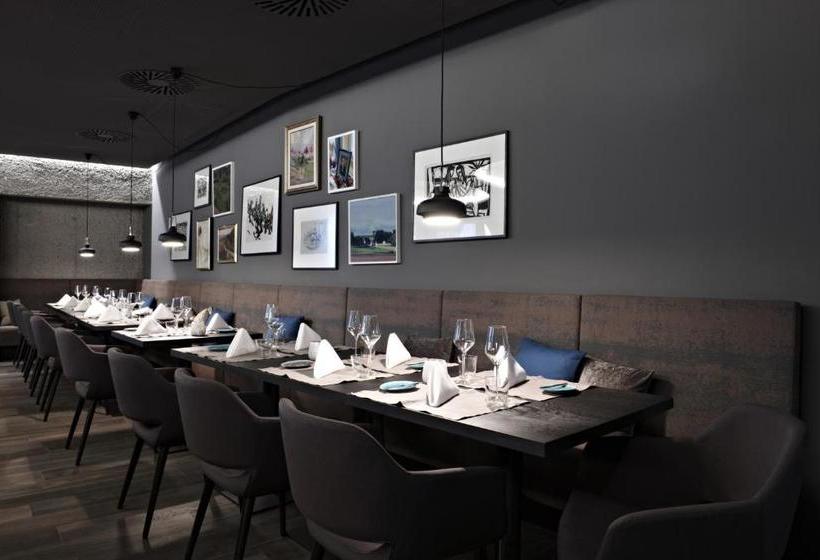 Badhaus Hotel/restaurant/café