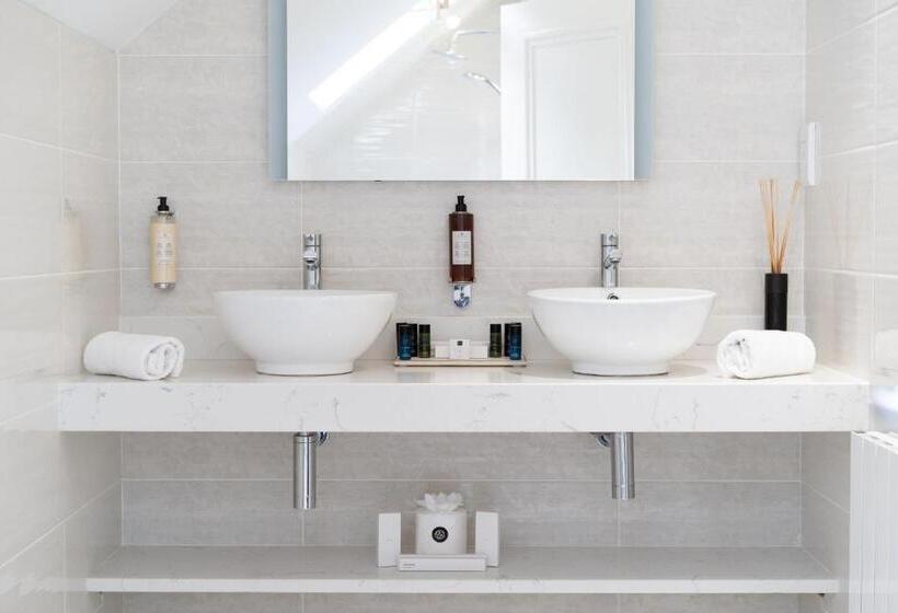 فندق Ballyliffin Townhouse Boutique