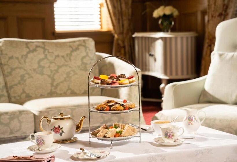 فندق Ballyliffin Townhouse Boutique