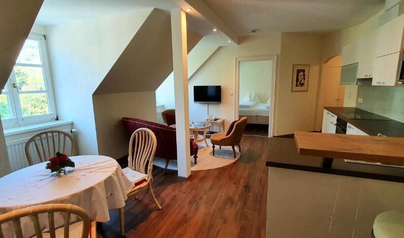 فندق Barock Landhof Burkhardt