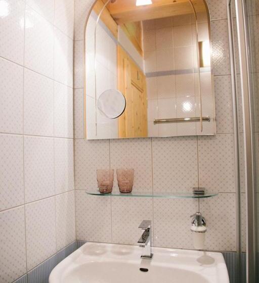 هتل Bio Landpension Monika