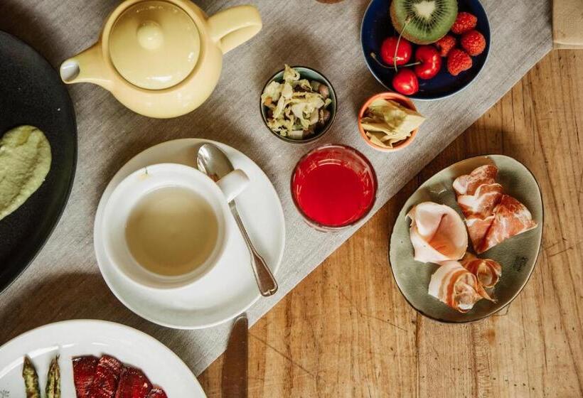 هتل Bio Landpension Monika