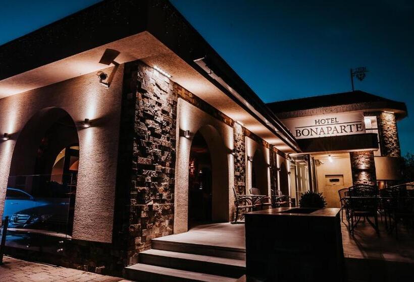 هتل Bonaparte