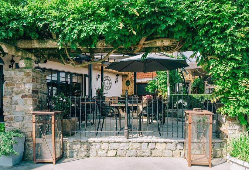 בית מלון כפרי De Kalvaar