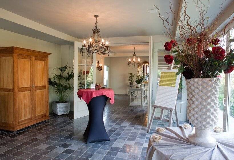 בית מלון כפרי De Lissewal