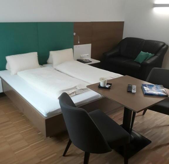 בית מלון כפרי Eisenhuthaus