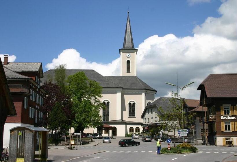 فندق Engel Alberschwende