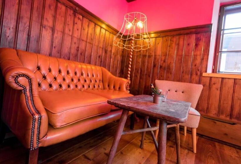 ホテル Fahrnberger