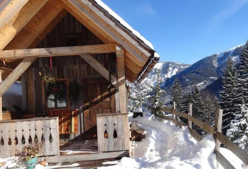 ホテル Fahrnberger