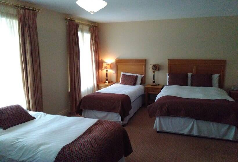 فندق Fairhill House