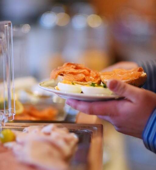 هتل Garni Alpenland