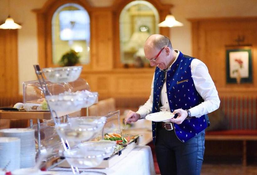 هتل Garni Alpenland