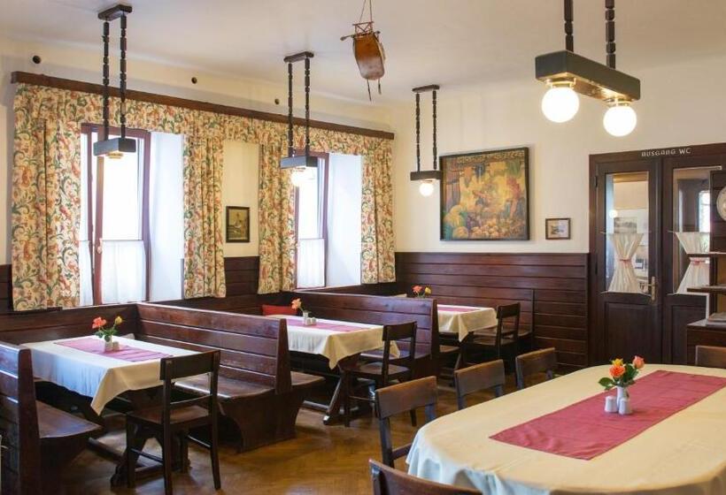 Отель Garni Goldenes Kreuz